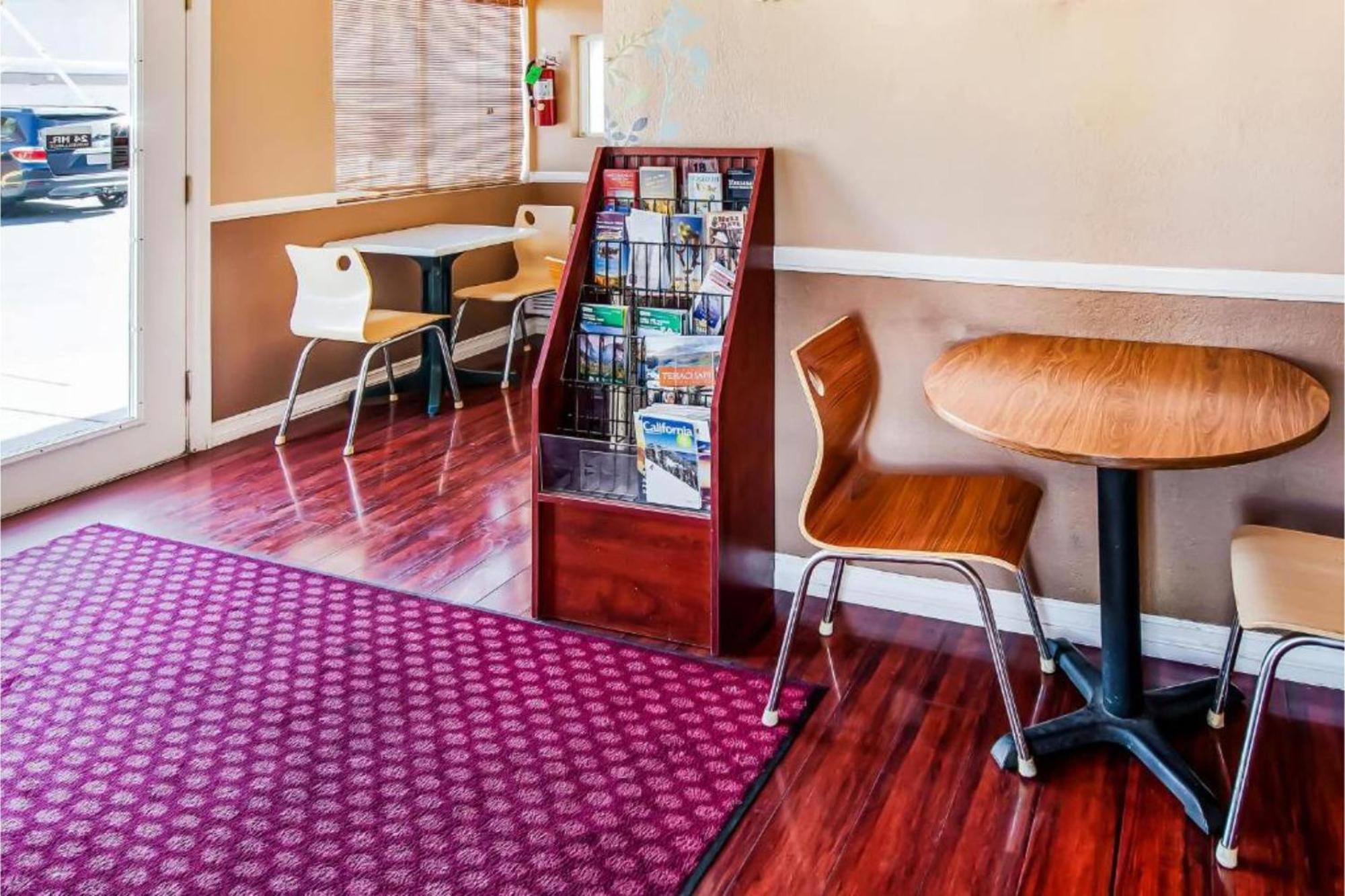 Hotel Europa Ridgecrest Zewnętrze zdjęcie