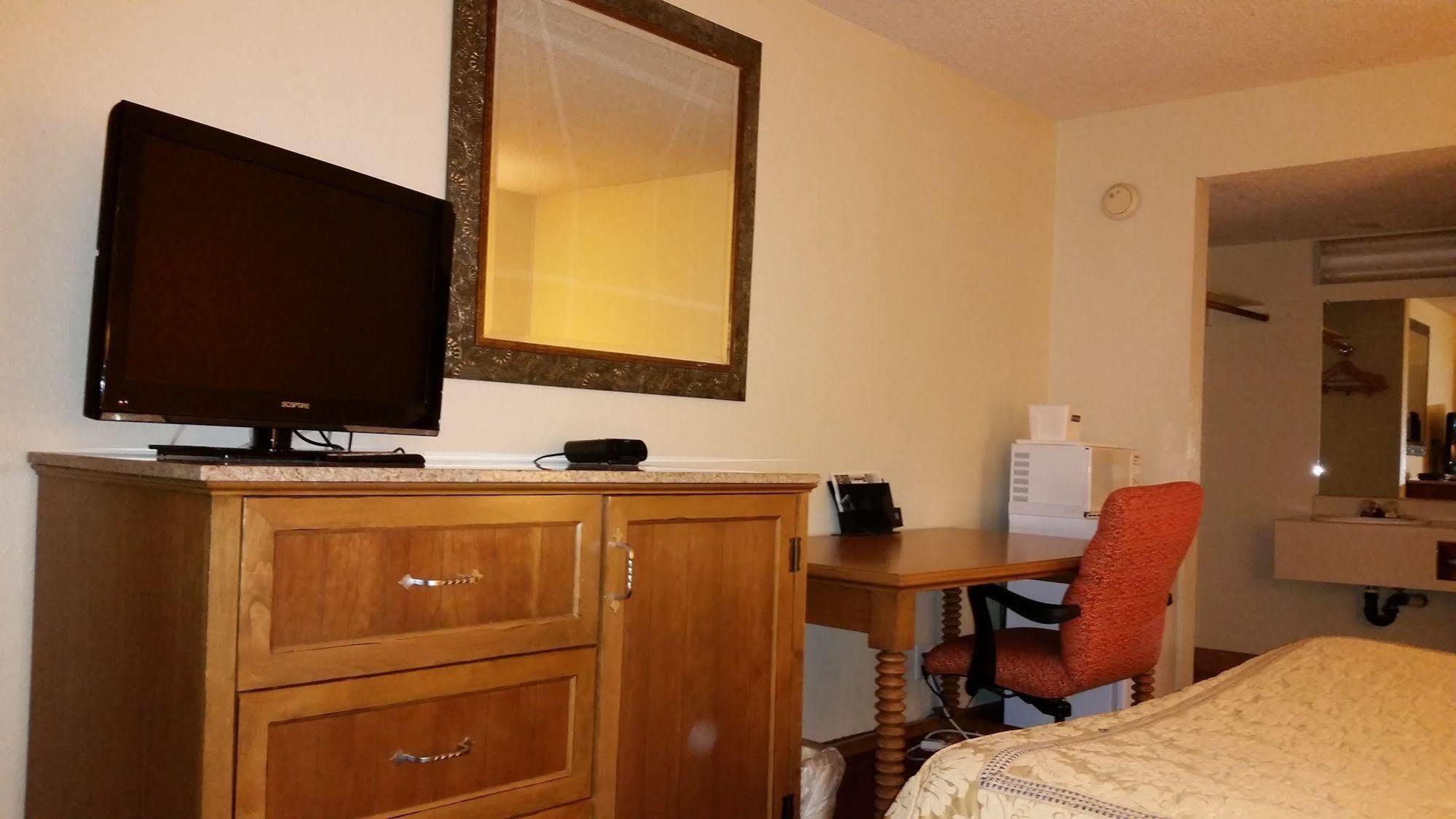 Hotel Europa Ridgecrest Zewnętrze zdjęcie